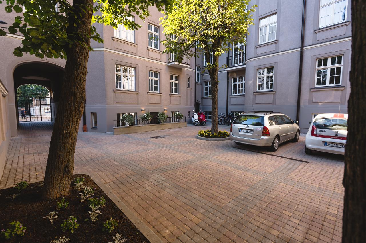 Riga Lux Apartments - Skolas Екстер'єр фото